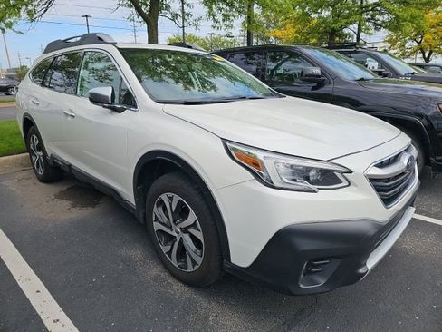 Used 2020 Subaru Outback Touring w/ Popular Package #2 AWD/4WD image 2