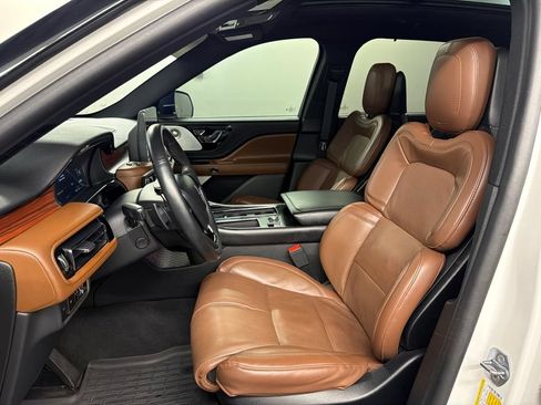 Used 2023 Lincoln Aviator Reserve w/ Equipment Group 201A AWD/4WD image 28