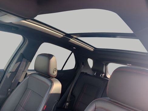 Used 2024 Chevrolet Equinox RS AWD/4WD image 30