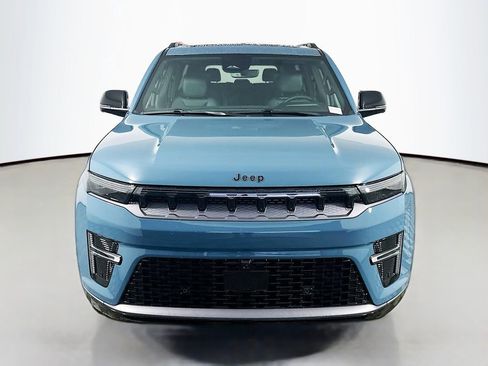 New 2026 Jeep Grand Wagoneer Limited image 2