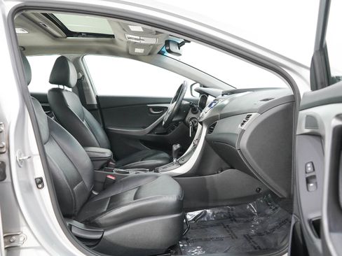 Used 2013 Hyundai Elantra Limited FWD image 11