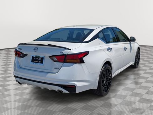 Used 2023 Nissan Altima 2.5 SL AWD/4WD image 5