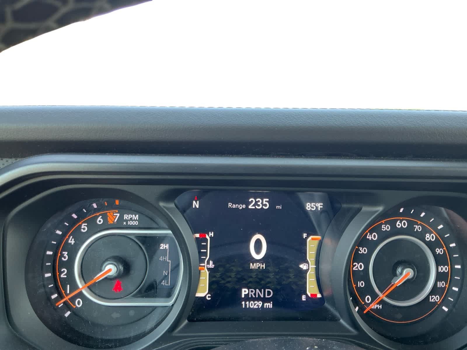 Used 2026 Jeep Gladiator Mojave AWD/4WD image 16