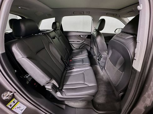 Used 2019 Audi Q7 3.0T Prestige AWD/4WD image 29