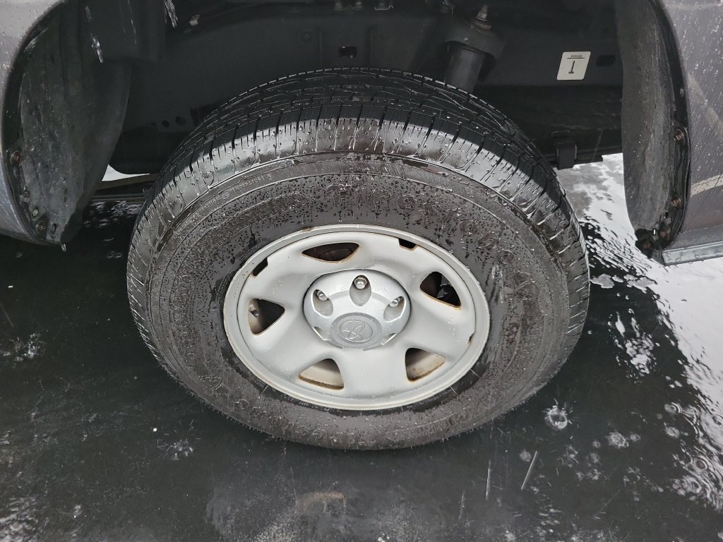 Used 2020 Toyota Tacoma SR RWD image 16