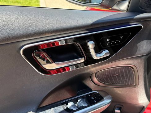 Used 2023 Mercedes-Benz C 300 Sedan w/ Exclusive Trim Package image 23