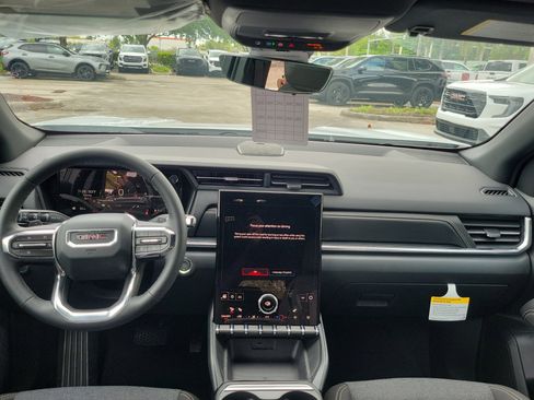 New 2026 GMC Terrain Elevation w/ Technology Package II FWD image 7