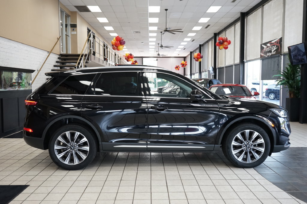 Used 2020 Lincoln Corsair Reserve w/ Elements Package AWD/4WD image 19