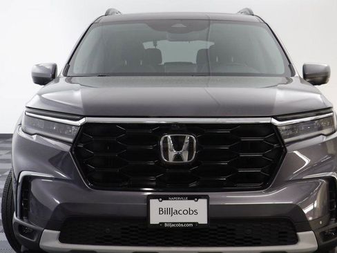 Used 2023 Honda Pilot Elite image 22