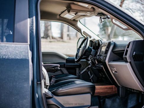 Used 2022 Ford F550 4x4 Crew Cab Super Duty w/ Power Equipment Group image 20