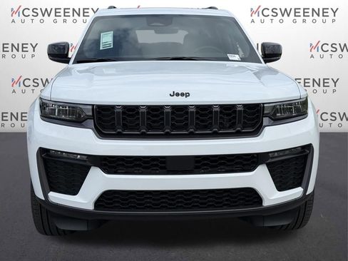 New 2026 Jeep Grand Cherokee L Limited w/ Limited Altitude Package RWD image 9