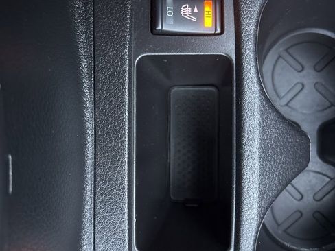 Used 2020 Nissan Rogue Sport SV w/ All-Weather Package AWD/4WD image 30