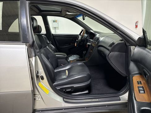 Used 2000 Lexus ES 330 FWD image 21