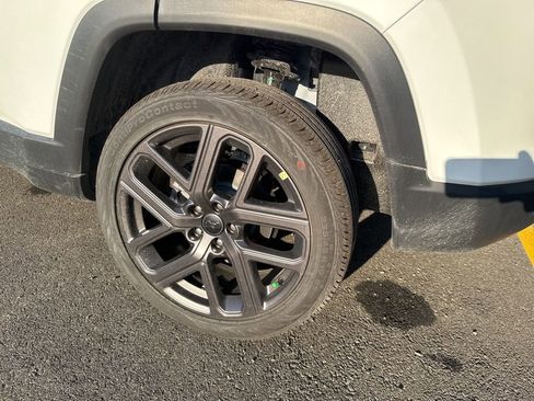 New 2026 Jeep Compass Limited AWD/4WD image 14
