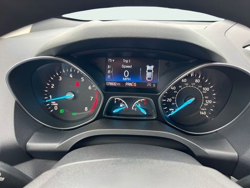 Used 2018 Ford Escape SE image 25