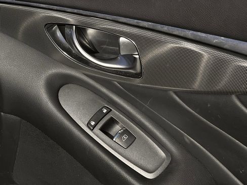 Used 2017 INFINITI Q50 Signature Edition w/ Cargo Package (L95) image 28