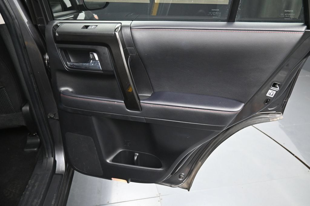 Certified 2023 Toyota 4Runner TRD Off-Road Premium w/ Moonroof Package AWD/4WD image 35