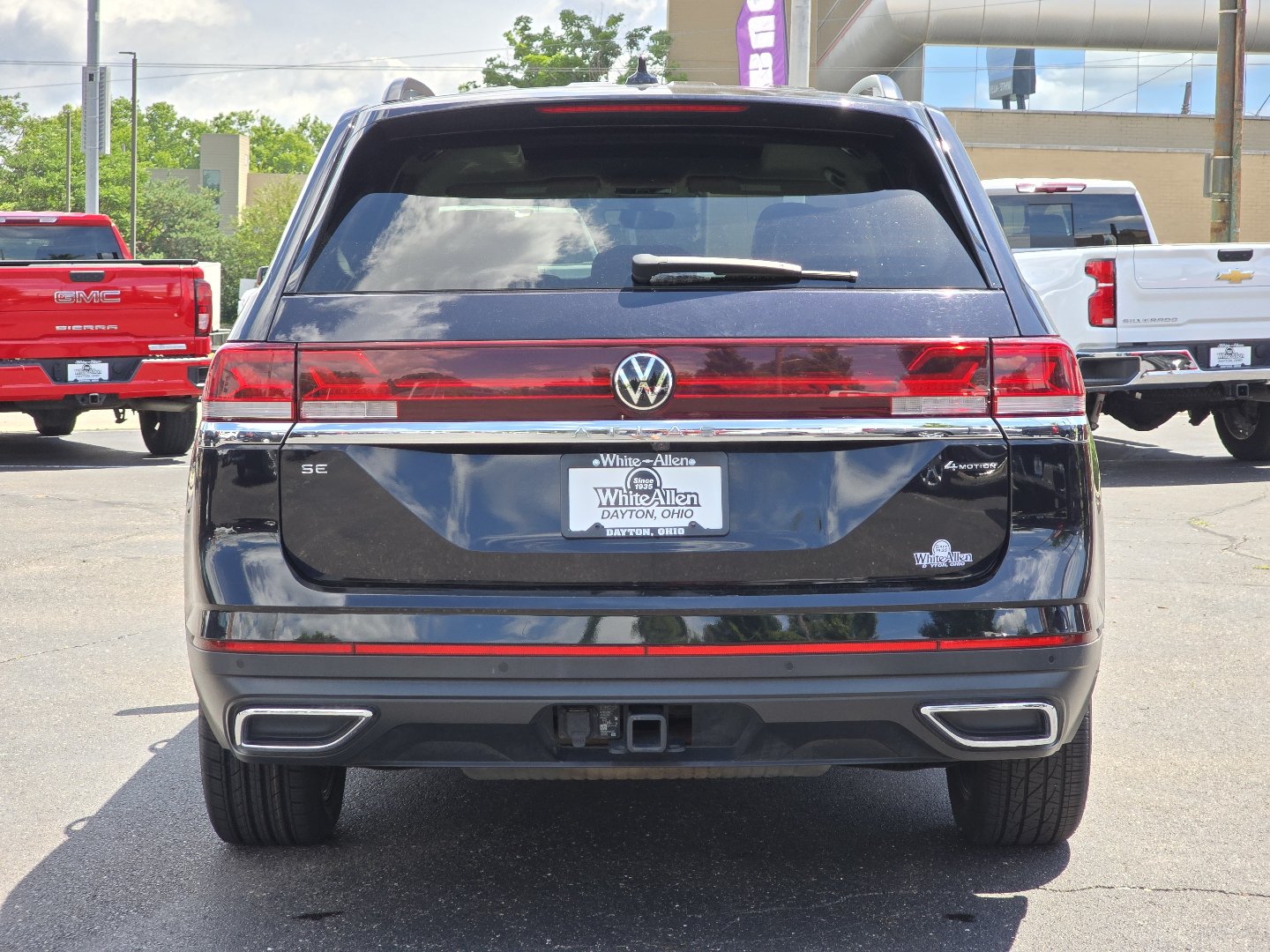 Used 2024 Volkswagen Atlas SE AWD/4WD image 23