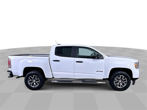 Used 2022 GMC Canyon AT4 w/ Trailering Package image 9