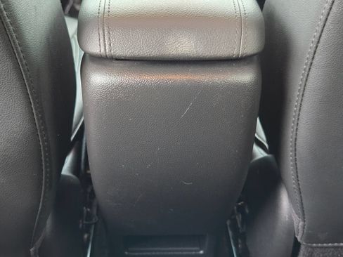 Used 2024 Buick Encore GX Sport Touring FWD image 35