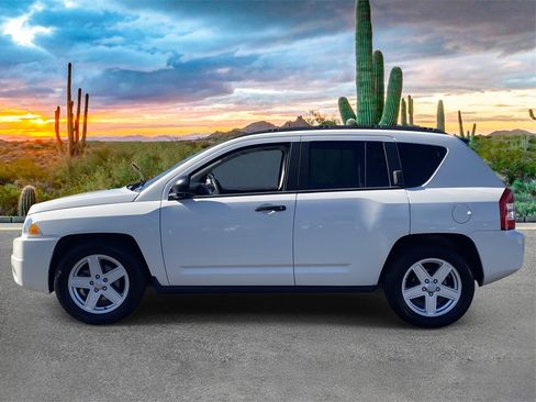 Used 2007 Jeep Compass Sport image 6