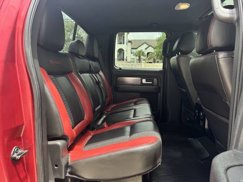 Used 2014 Ford F150 Raptor w/ Equipment Group 801A Luxury AWD/4WD image 17