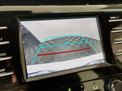 Used 2019 Toyota Camry LE FWD image 14