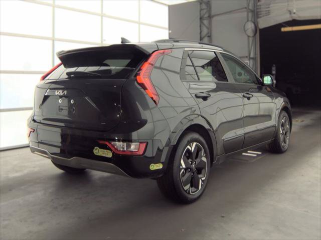 Used 2023 Kia Niro Wind w/ Wind Preserve Package FWD image 6