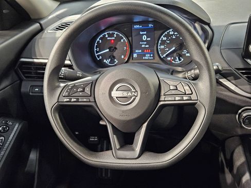 Used 2024 Nissan Altima 2.5 S FWD image 25