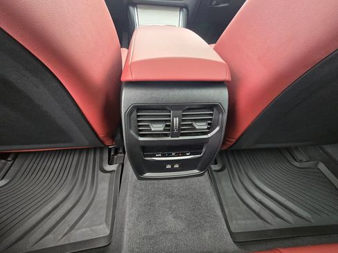 Used 2025 BMW i4 eDrive40 w/ Premium Package RWD image 26