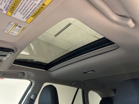 Used 2022 Subaru Outback Limited image 15