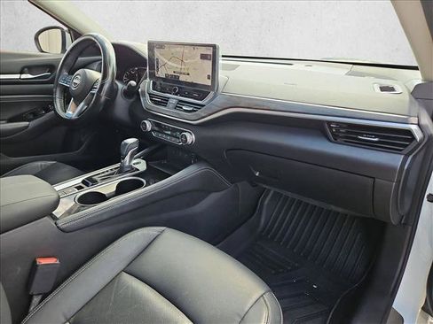 Used 2023 Nissan Altima 2.5 SL FWD image 22