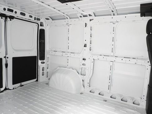 Used 2025 RAM ProMaster 1500 w/ Convenience Group image 12