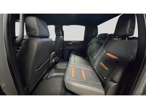Used 2024 GMC Sierra 2500 AT4 AWD/4WD image 14