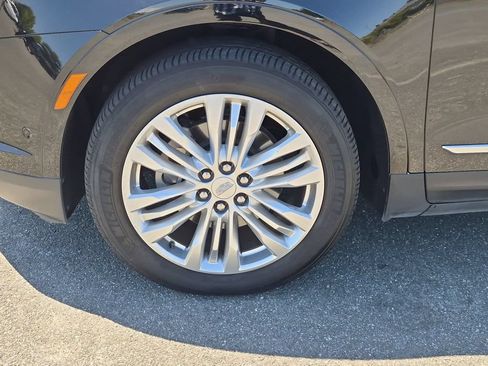 Used 2019 Cadillac XT5 Premium Luxury w/ Driver Assist Package AWD/4WD image 21
