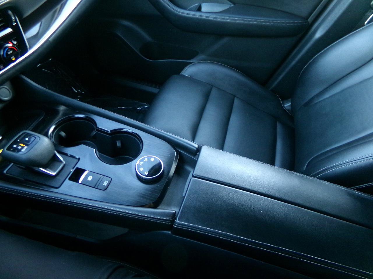 Used 2023 Nissan Rogue SL AWD/4WD image 36
