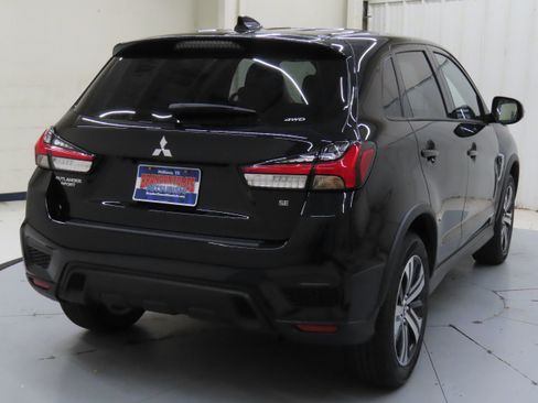 New 2025 Mitsubishi Outlander Sport SE image 3