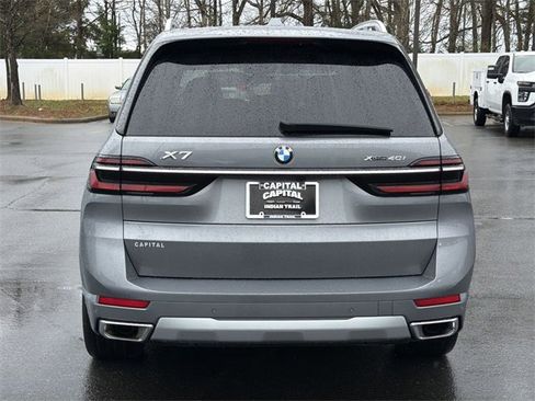 Used 2023 BMW X7 xDrive40i image 12