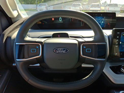 Certified 2025 Ford Expedition Max Active AWD/4WD image 19