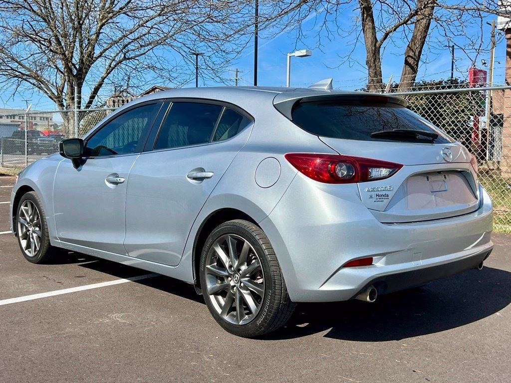 Used 2018 MAZDA MAZDA3 Touring FWD image 6