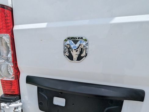 Used 2023 RAM ProMaster 2500 FWD image 9