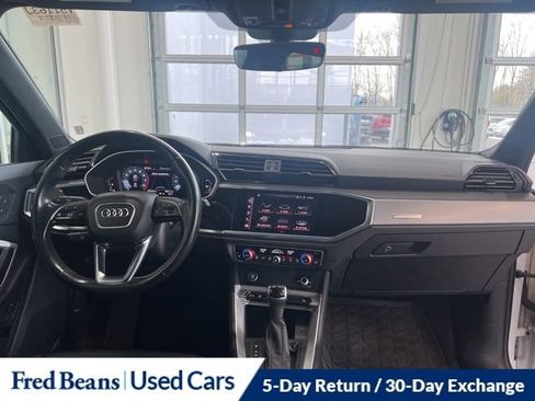 Used 2022 Audi Q3 2.0T Premium w/ Convenience Package image 15
