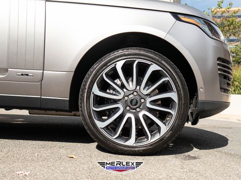 Used 2018 Land Rover Range Rover Long Wheelbase Supercharged image 10