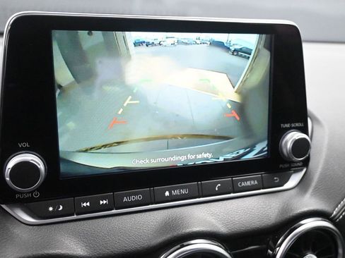 Used 2024 Nissan Sentra SV image 33