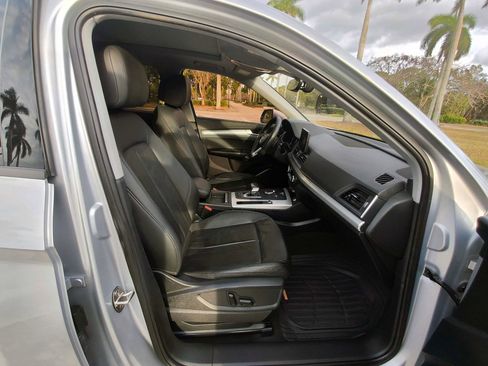 Used 2018 Audi Q5 2.0T Premium w/ Convenience Package AWD/4WD image 38