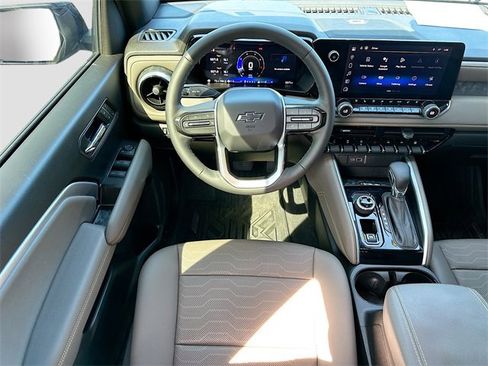 Used 2024 Chevrolet Colorado ZR2 w/ ZR2 Convenience Package III image 22