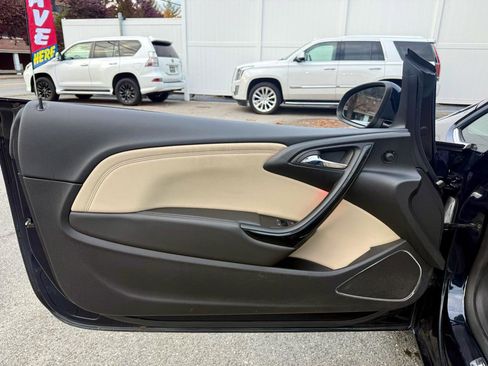 Used 2018 Buick Cascada Premium FWD image 27
