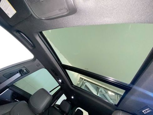 Used 2024 Cadillac XT6 Premium Luxury w/ LPO, Floor Liner Package FWD image 46