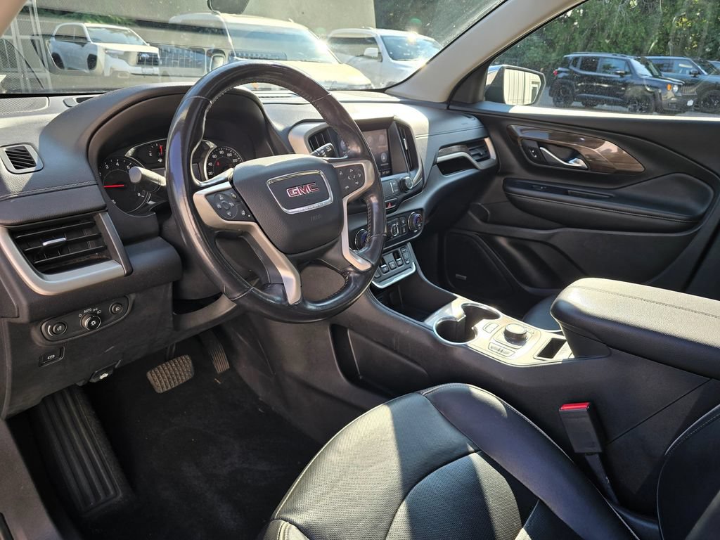 Used 2020 GMC Terrain Denali w/ Denali Premium Package AWD/4WD image 11