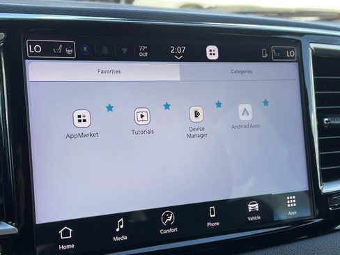 Used 2026 Chrysler Pacifica Select FWD image 23
